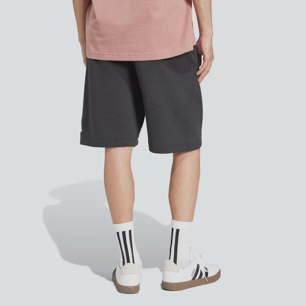 Imagem 2 do produto Bermuda Adidas MH Boss Big Logo Preta e Branca