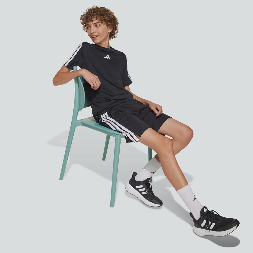 Imagem 3 do produto Camiseta adidas Train Essentials 3S Infantil