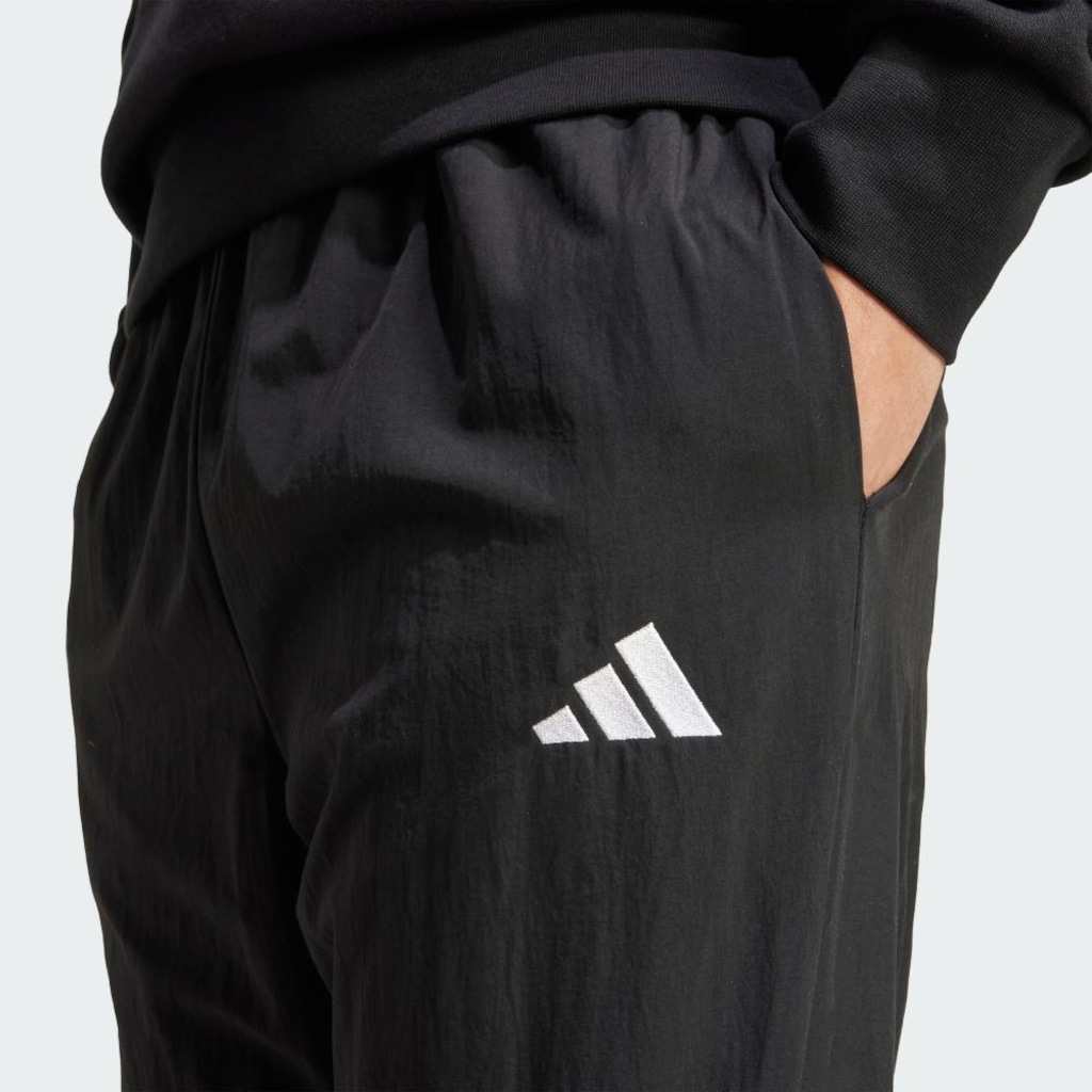 Imagem 5 do produto Calça Masculina Adidas Itens Essenciais com Logotipo Pequeno