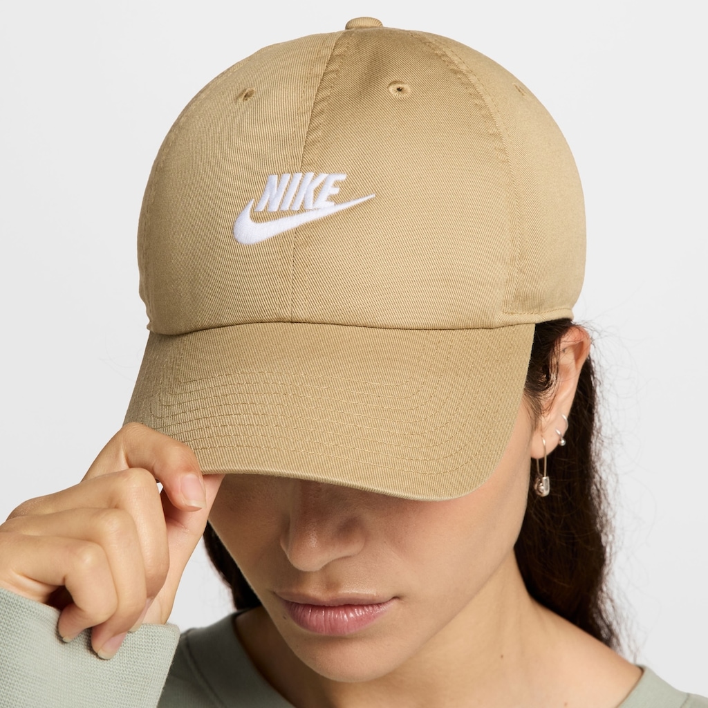 Imagem 2 do produto Boné Nike Club Futura Unissex Aba Curva