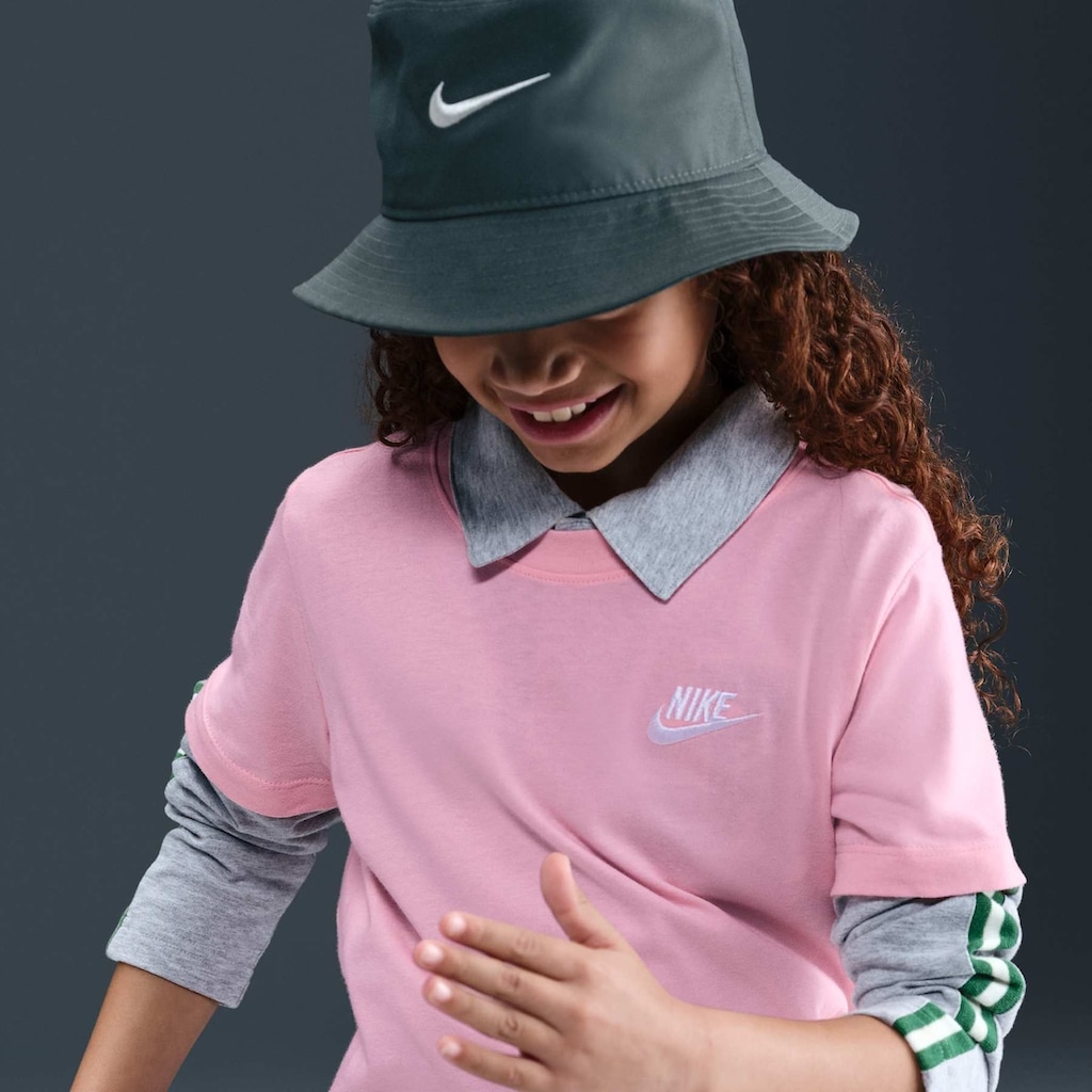 Imagem 3 do produto Camiseta Nike Sportswear Futura Infantil