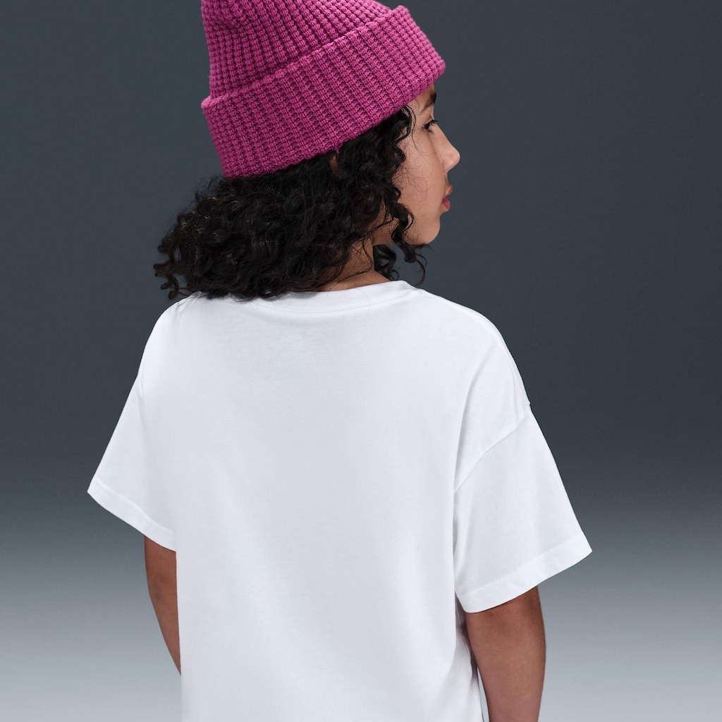 Imagem 2 do produto Camiseta Nike Sportswear Shine Infantil