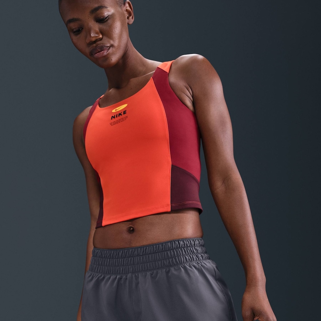 Imagem 3 do produto Shorts Nike One Feminino