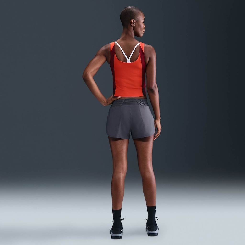 Imagem 4 do produto Shorts Nike One Feminino