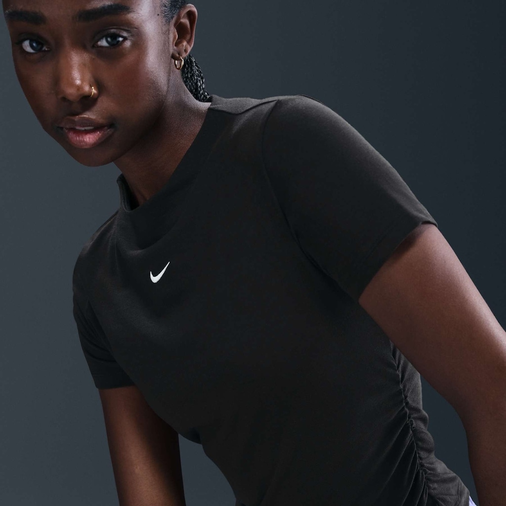 Imagem 4 do produto Camiseta Nike Sportswear Chill Knit Feminina