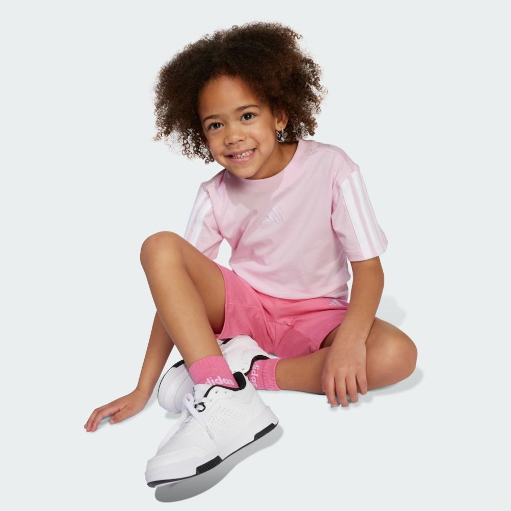 Imagem 5 do produto Conjunto Camiseta + Shorts Infantil adidas Essentials