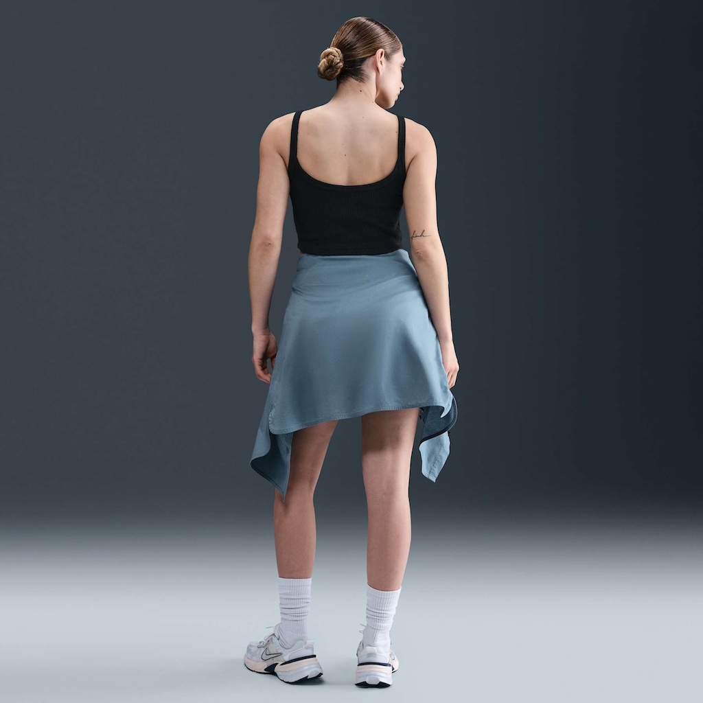 Imagem 2 do produto Camiseta Regata Nike Cropped Sportswear Chill Feminina