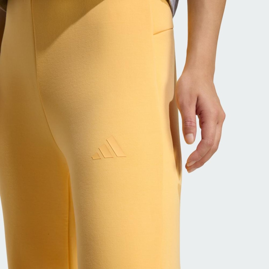 Imagem 5 do produto Calça flare Feminina Adidas ALL SZN Soft Lux