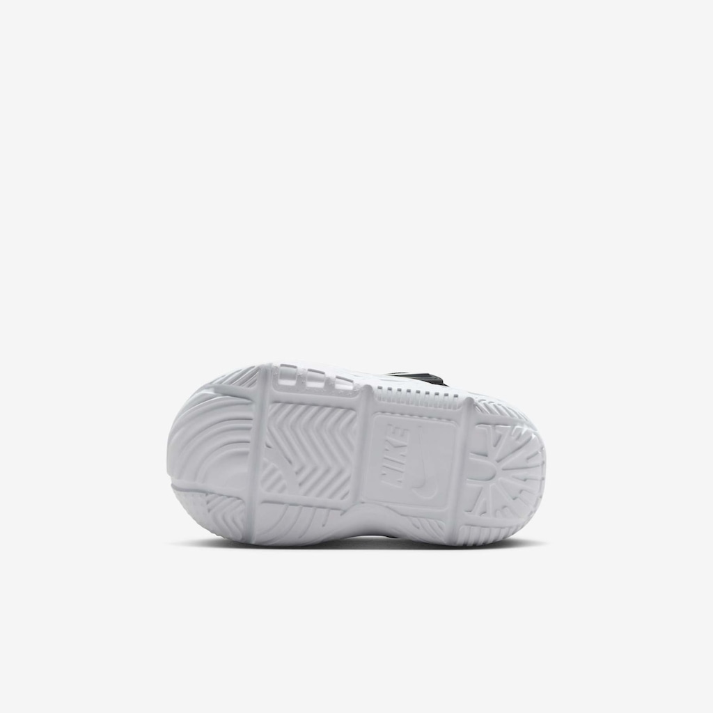 Imagem 4 do produto Tênis Infantil Nike Team Hustle D12