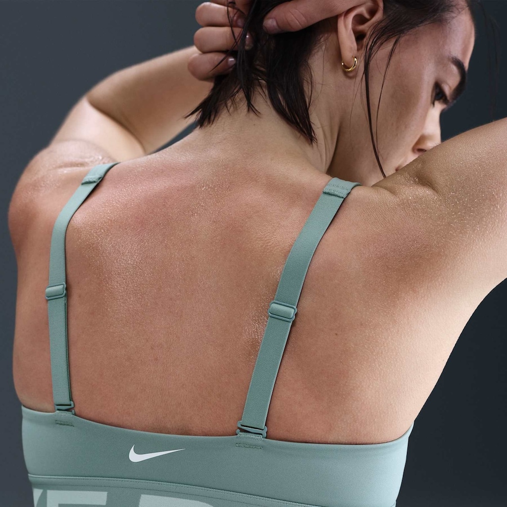 Imagem 2 do produto Top Nike Pro Indy Plunge Feminino