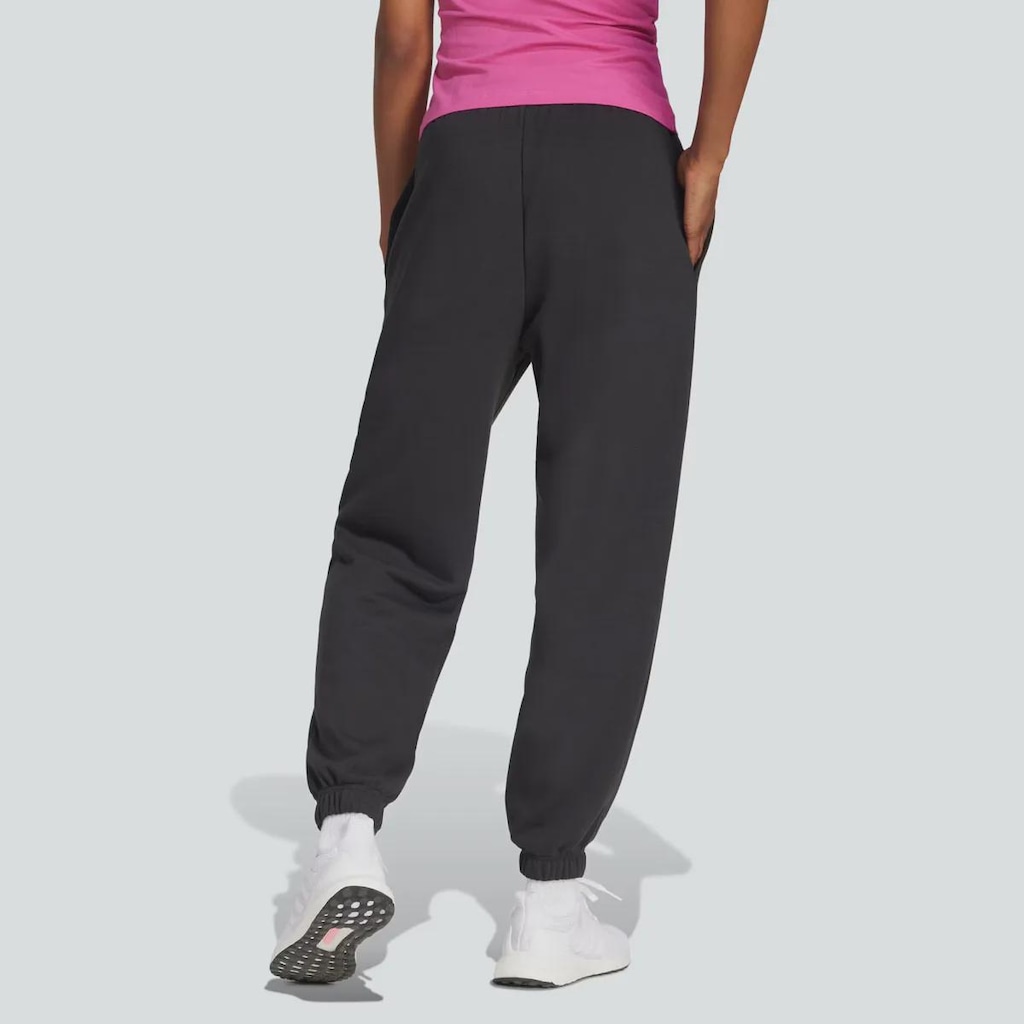 Imagem 2 do produto Calça adidas Essentials Logo Feminina