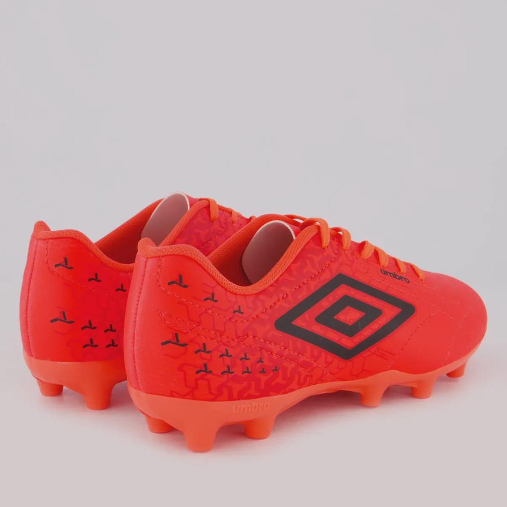 Imagem 3 do produto Chuteira de Campo Masculina Umbro Class Neo