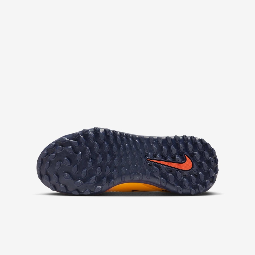 Imagem 2 do produto Chuteira Society Erling Haaland Nike Phantom 6 Academy Infantil
