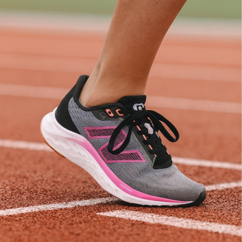 Imagem 2 do produto Tênis New Balance Fresh Foam Arishi V4 - Feminino
