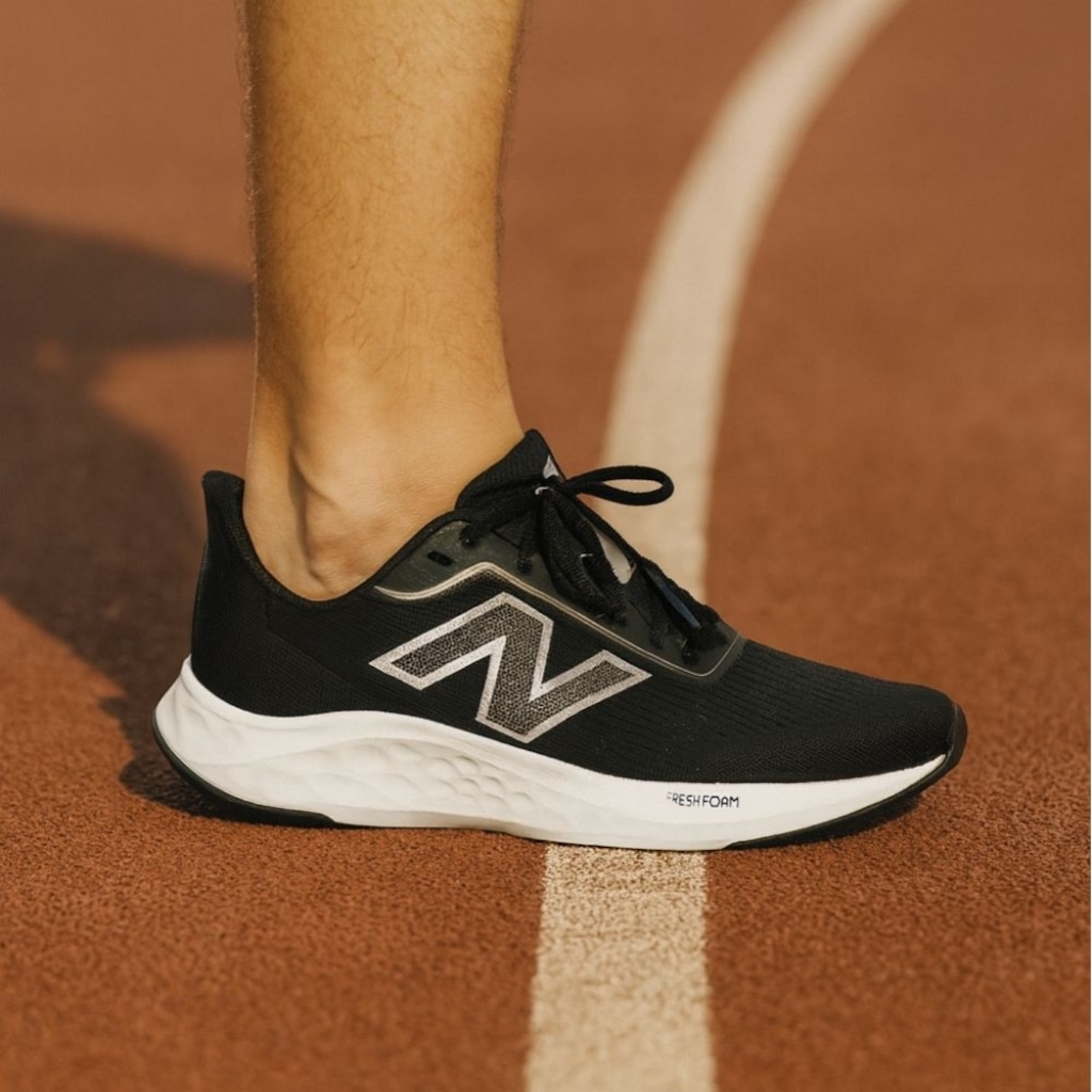 Imagem 2 do produto Tênis New Balance Fresh Foam Arishi V4 - Masculino