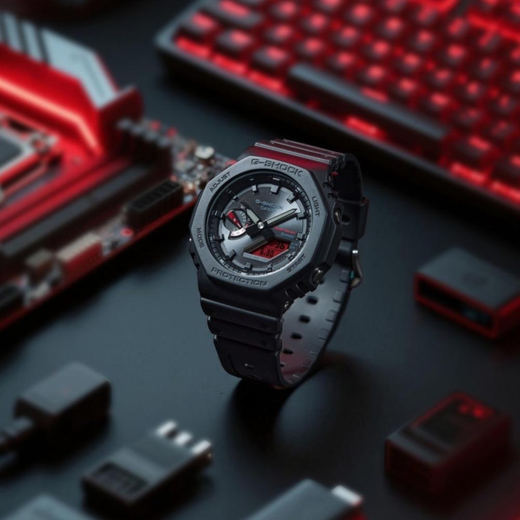 Imagem 2 do produto Relógio Casio G-Shock GA-B2100BBR-1ADR Black and Bold Red - GA-B2100 Black and Bold Red