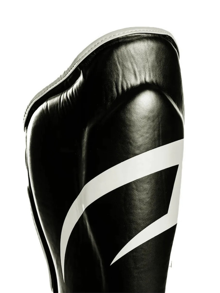 Imagem 2 do produto Caneleira de Muay Thai Pretorian New Impact Unis Gym Séries