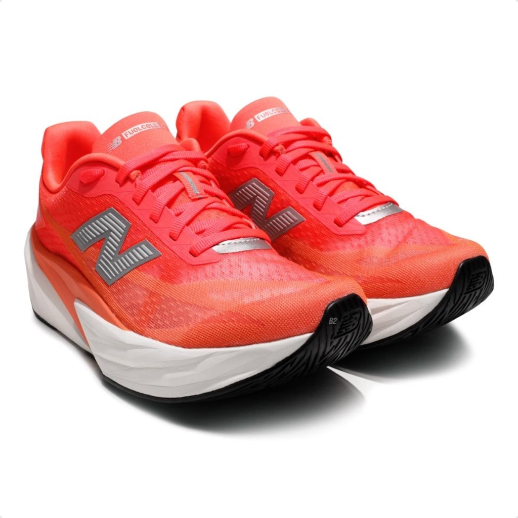 Imagem 3 do produto Tênis Feminino New Balance Fuelcell Rebel V5 + 3 Pares de Meias