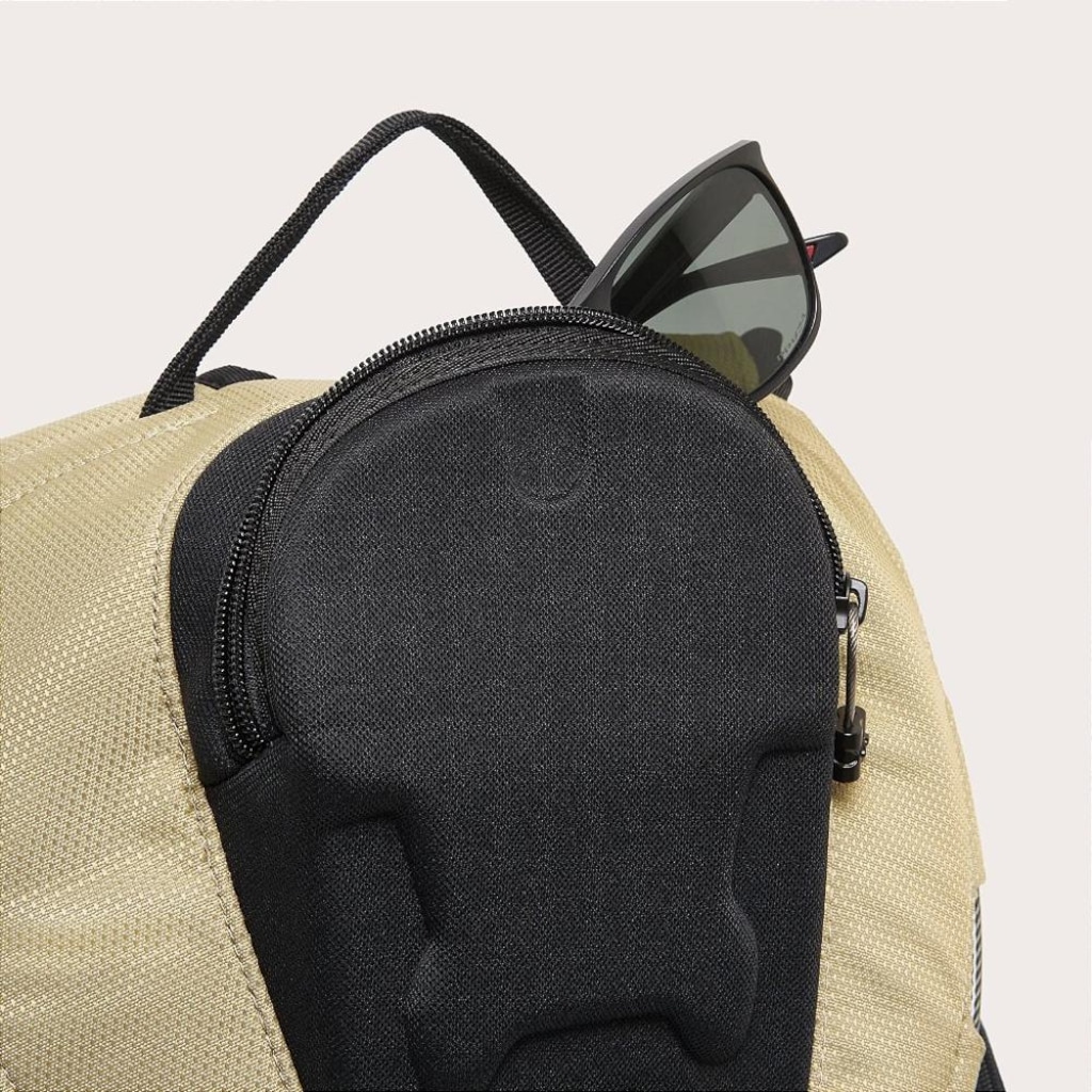 Imagem 4 do produto Mochila Oakley Bathroom Sink SM26 21 Litros