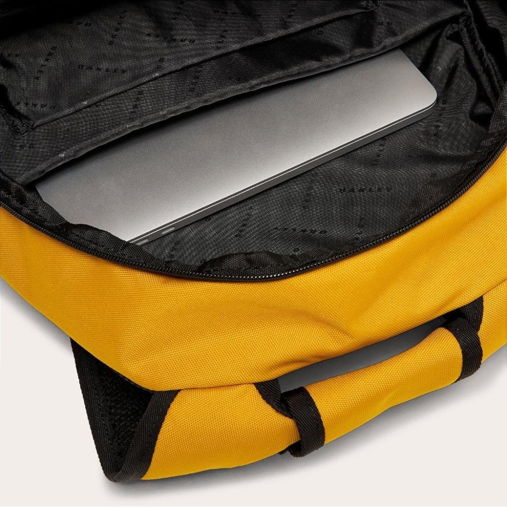 Imagem 4 do produto Mochila Oakley Primer RC Laptop 20 Litros