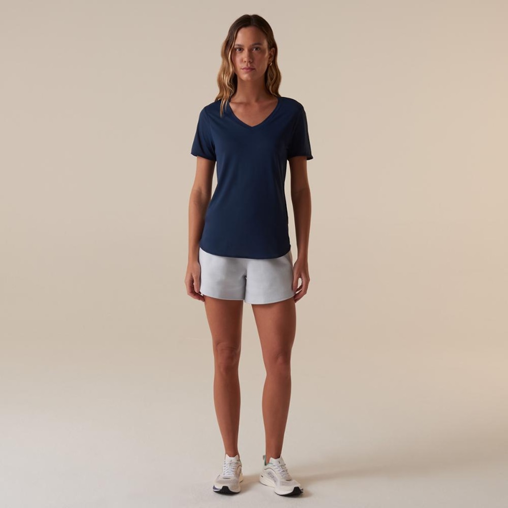 Imagem 3 do produto Blusa Fila Easy Training Crepe Flow Feminina