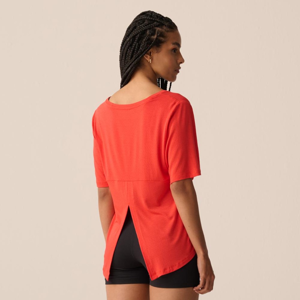 Imagem 2 do produto Camiseta Fila Future Sports Flow Feminina