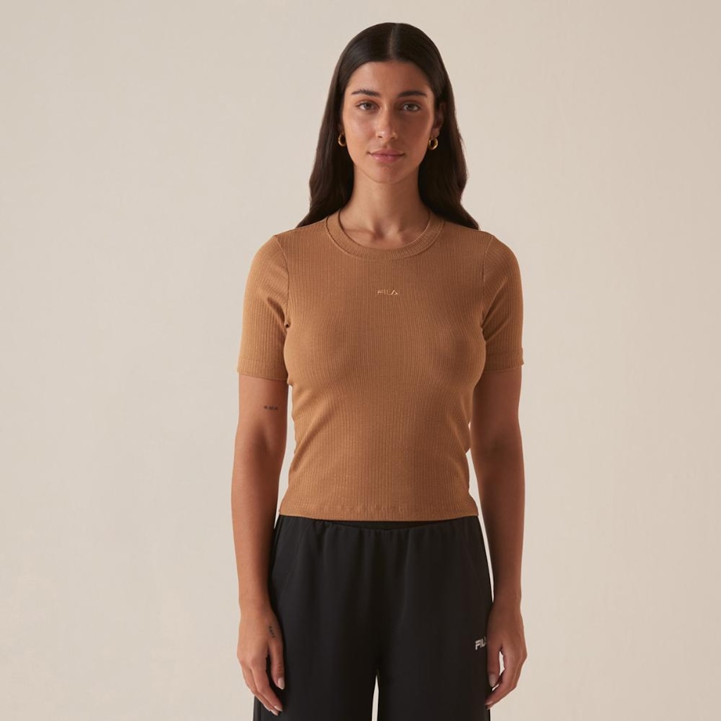 Imagem 1 do produto Camiseta Fila Regular Essentials Canelada Feminina
