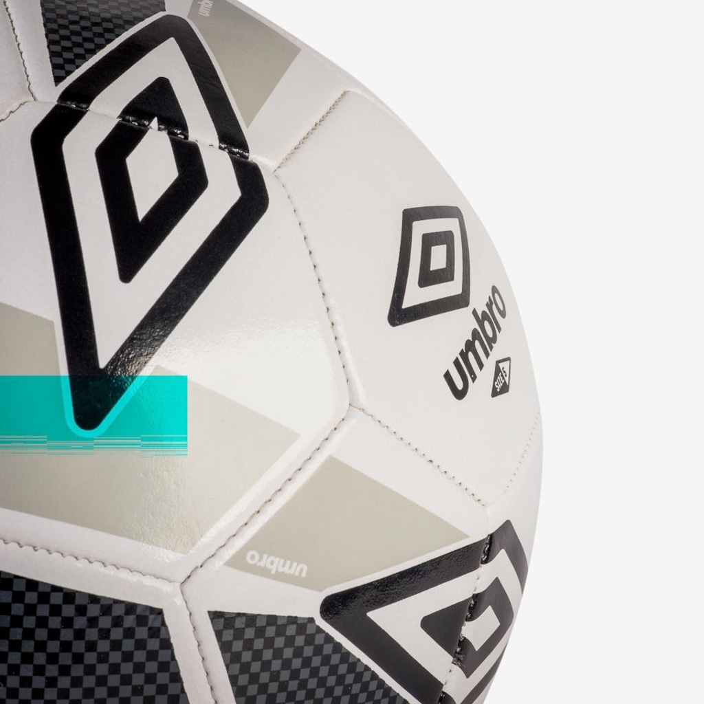 Imagem 3 do produto Bola de Futebol de Campo Umbro Cerâmica 2.0