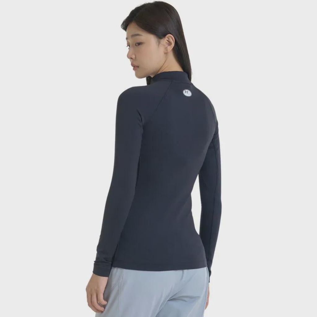 Imagem 4 do produto Camiseta Treino Under Armour ColdGear Authentics Feminina