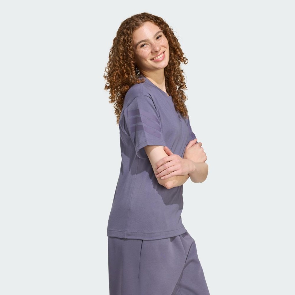 Imagem 4 do produto Camiseta adidas Future Icons Três Listras Feminina