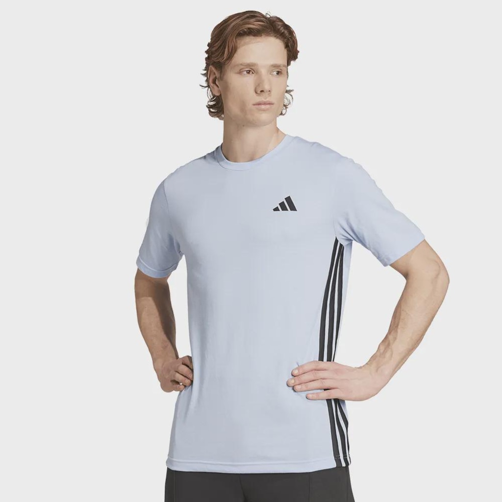 Imagem 2 do produto Camiseta adidas Train Essentials 3 Listras Masculina