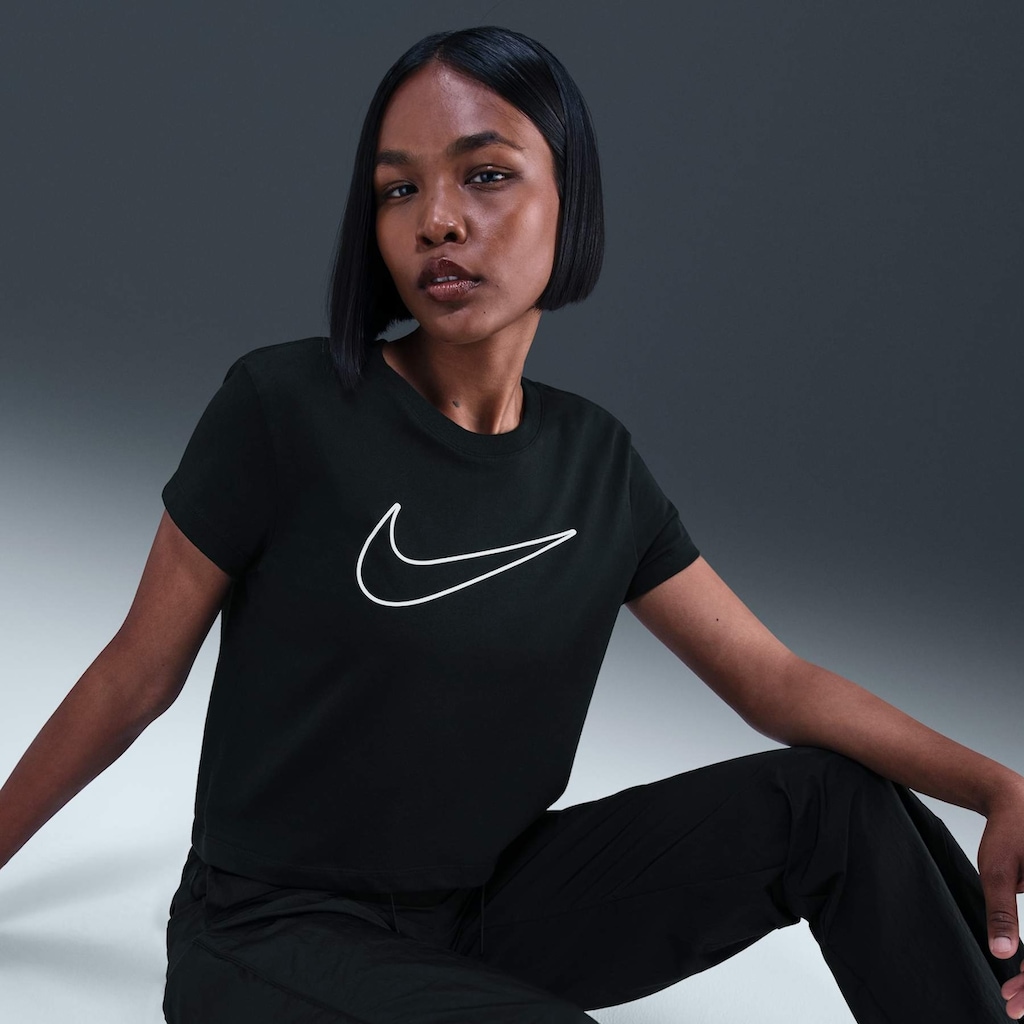Imagem 3 do produto Camiseta Nike Sportswear Club Feminina