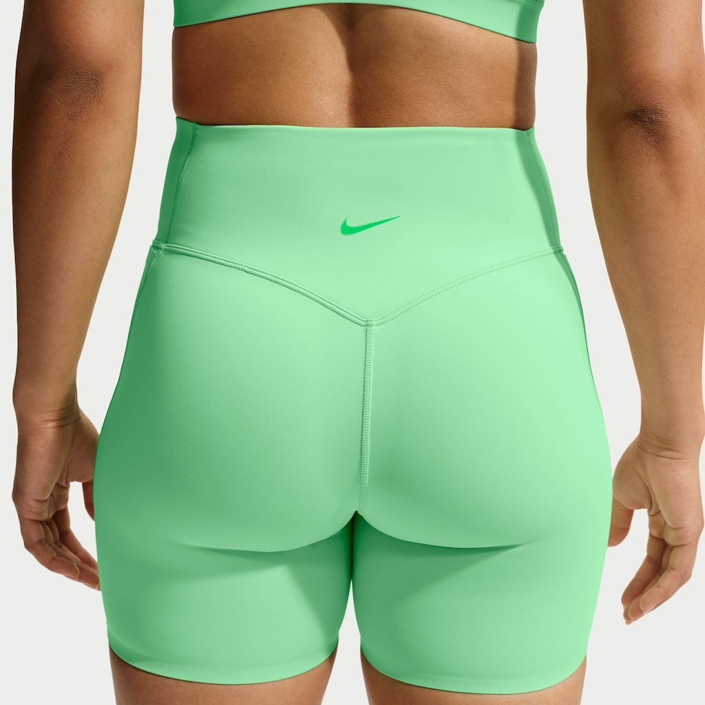Imagem 3 do produto Shorts Nike Universa 5IN Feminino