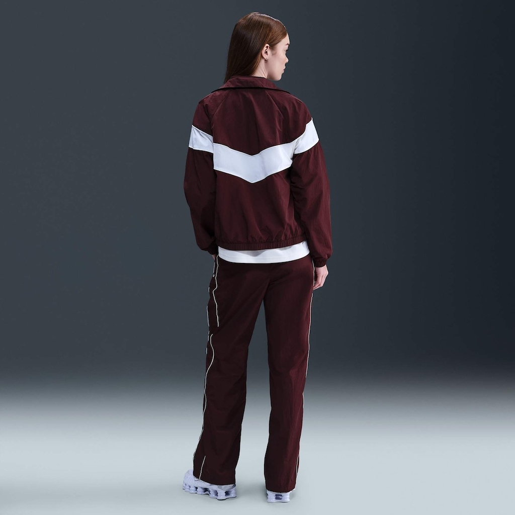 Imagem 4 do produto Calça Nike Sportswear Woven Feminina