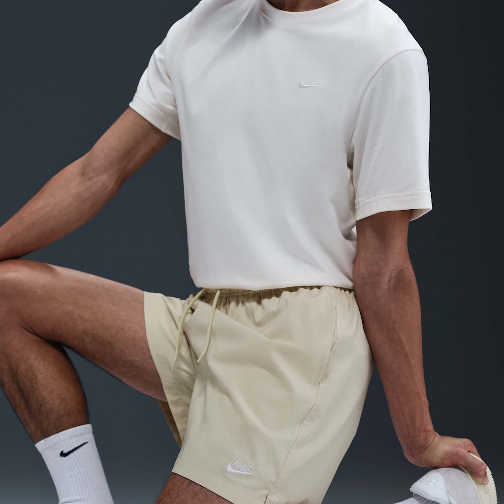 Imagem 2 do produto Shorts Nike Club Flow Masculino