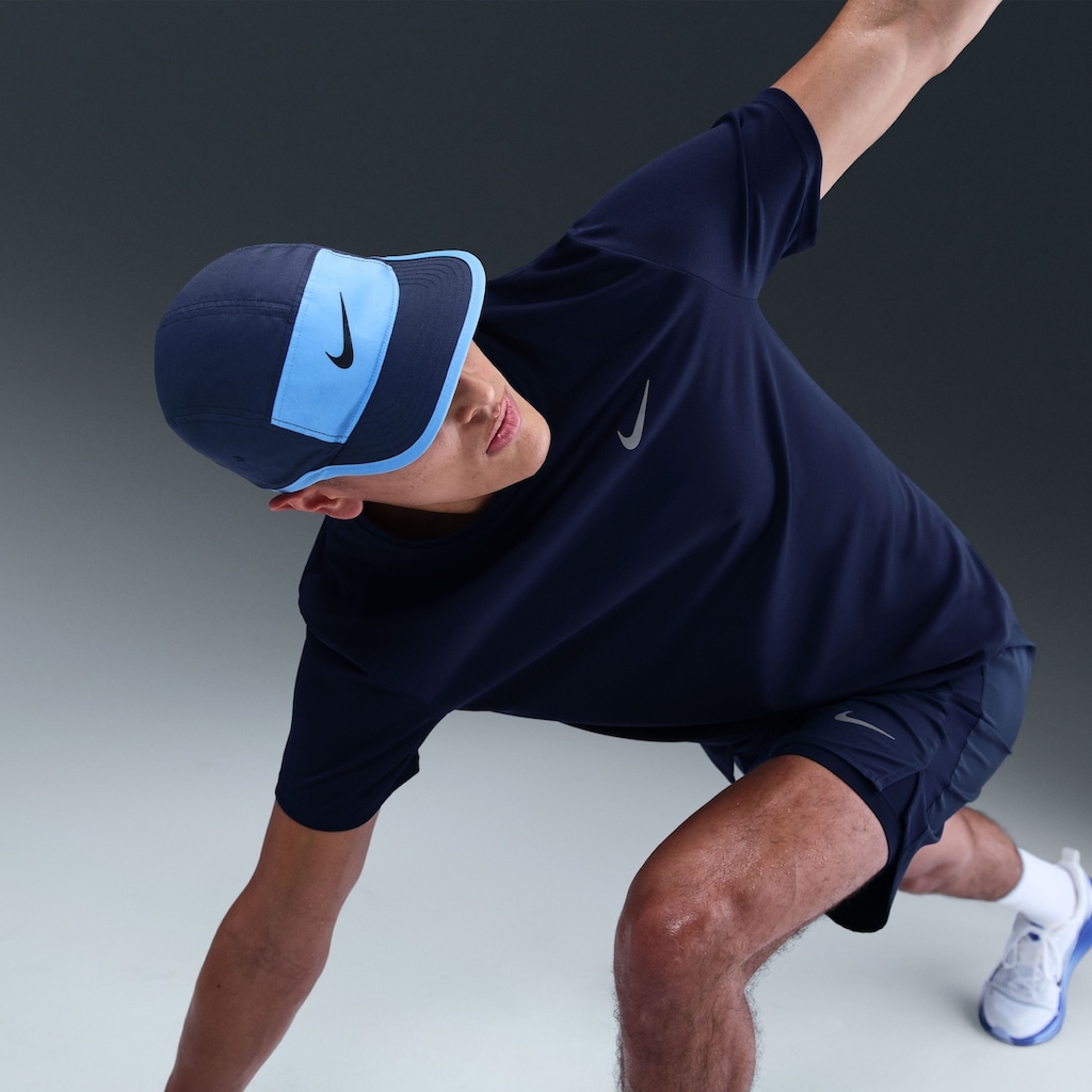 Imagem 3 do produto Camiseta Nike Dri-FIT UV Miller Masculina