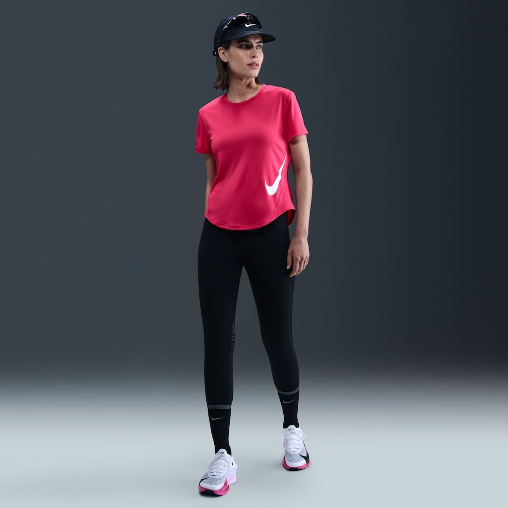 Imagem 4 do produto Camiseta Dri-FIT Nike Swoosh Feminina