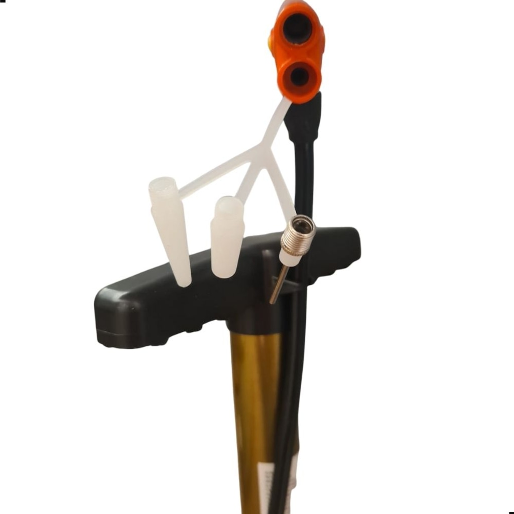 Imagem 2 do produto Bomba de Ar Manual DK para Bicicleta com Agulha e Adaptadores Enche Bola Pneu e Infláveis