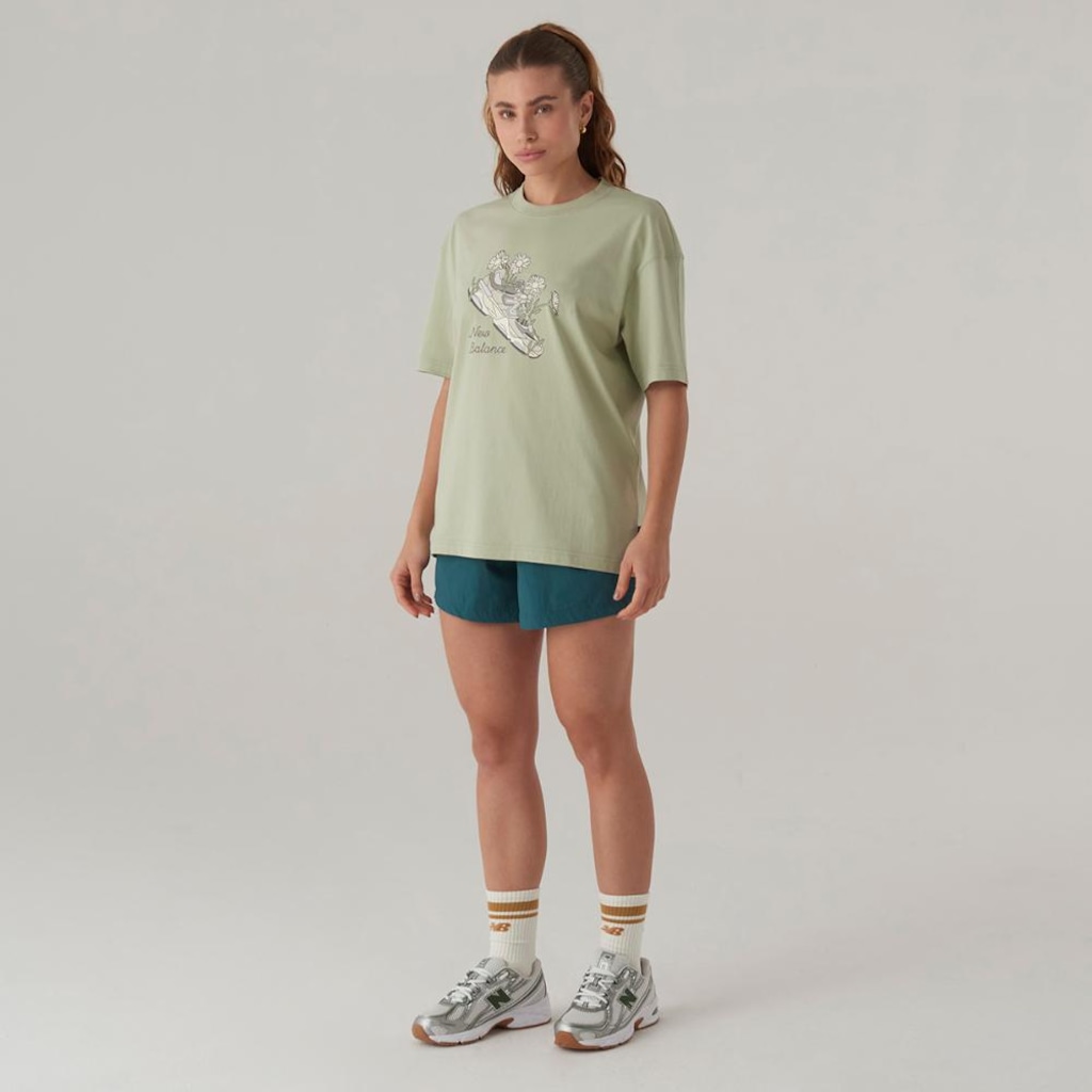 Imagem 5 do produto Camiseta New Balance Flower Feminina
