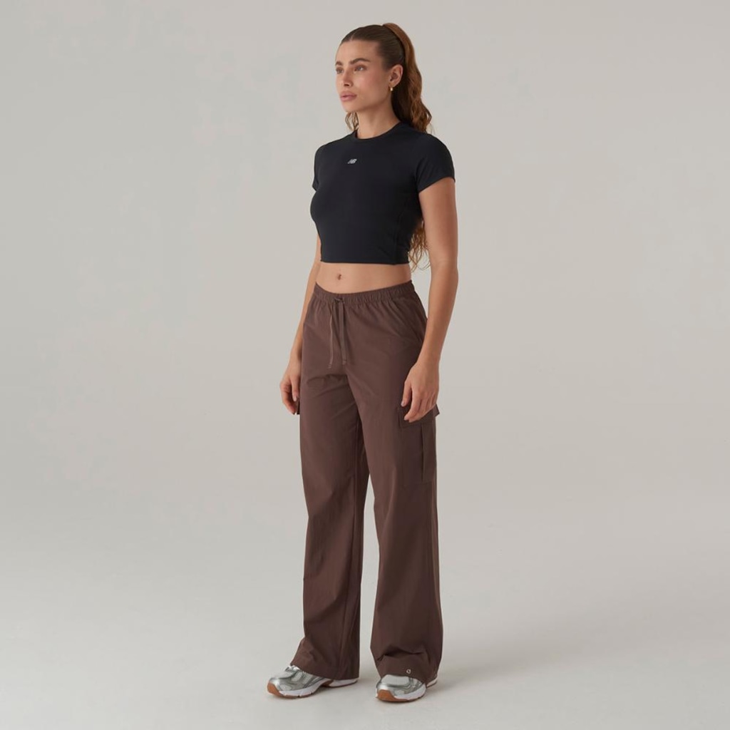 Imagem 4 do produto Calça New Balance Nylon Cargo Feminina