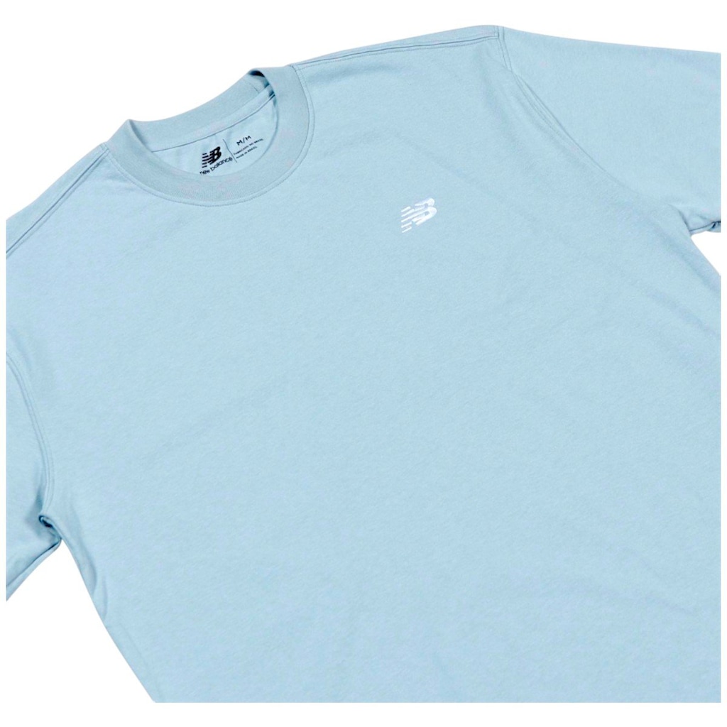 Imagem 3 do produto Camiseta New Balance Oversized Small Logo Feminina