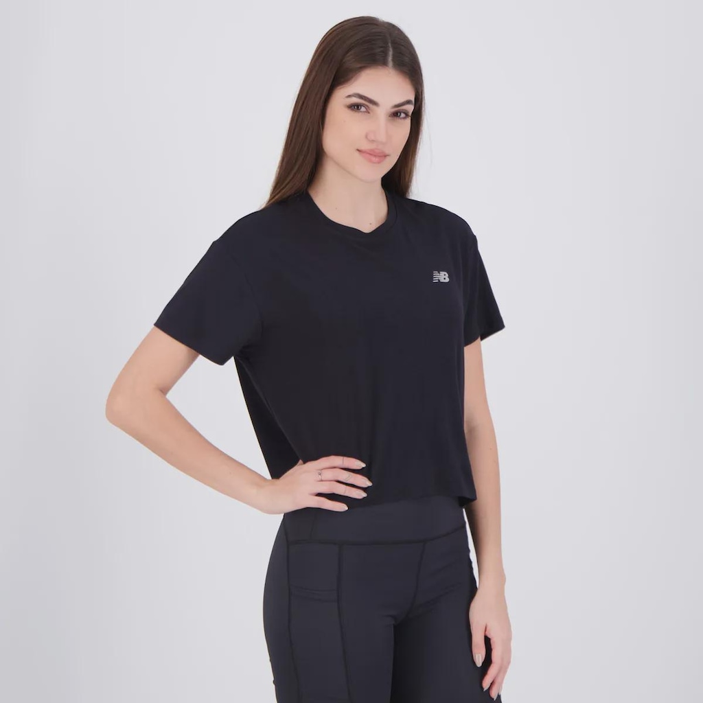 Imagem 2 do produto Camiseta Cropped New Balance Drapey Feminino