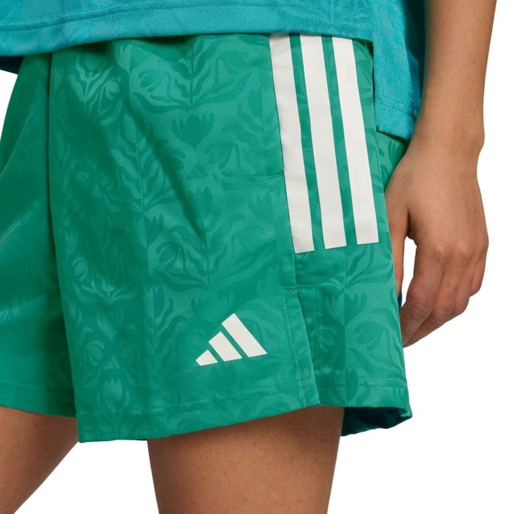 Imagem 5 do produto Shorts adidas Tiro Q3 Feminino