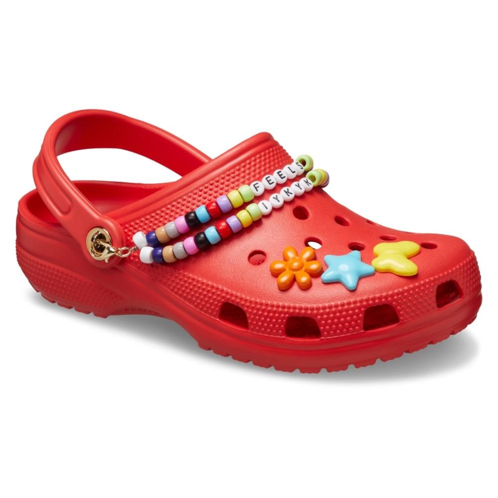 Imagem 2 do produto Sandália Crocs Classic Friendship Cowgirl Clog Cherry - Adulto