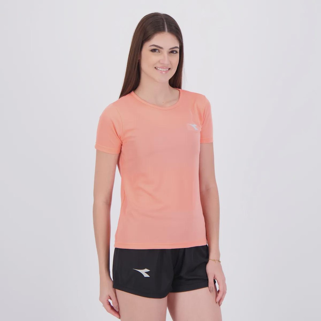 Imagem 2 do produto Camiseta Diadora Logo Feminina
