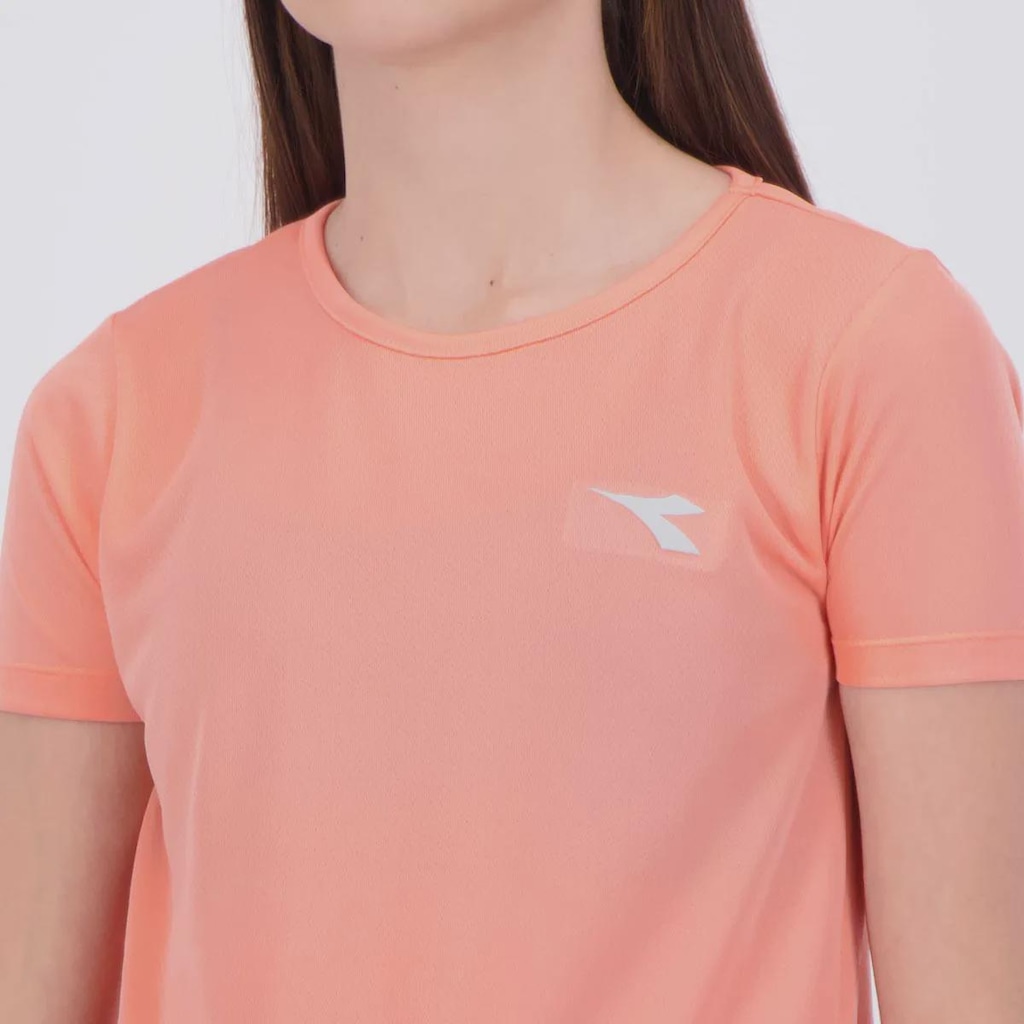 Imagem 5 do produto Camiseta Diadora Logo Feminina