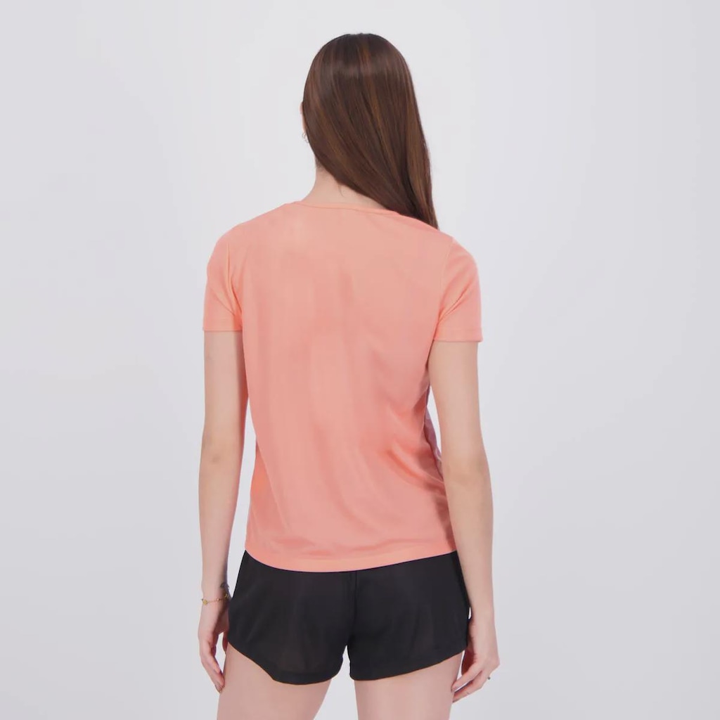 Imagem 4 do produto Camiseta Diadora Esportiva Logo Feminina