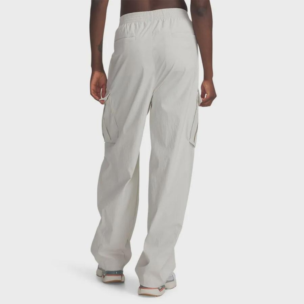 Imagem 2 do produto Calça Sportstyle Under Armour Unstoppable Ripstop Feminina