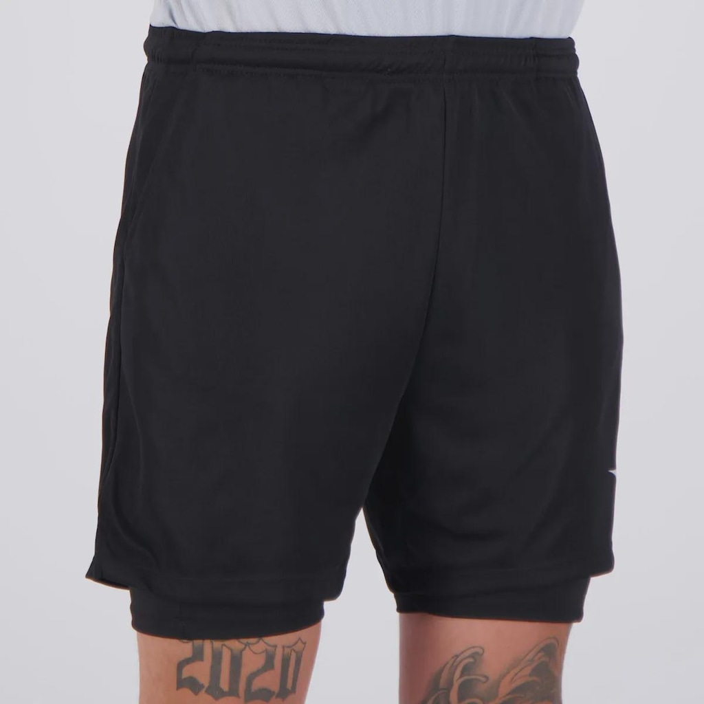 Imagem 2 do produto Bermuda Diadora 2 em 1 Com Bolso - Masculina