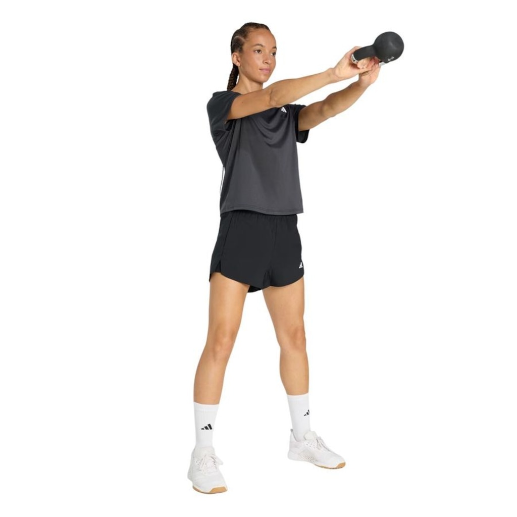 Imagem 4 do produto Bermuda adidas Treino 2 em 1 Feminino